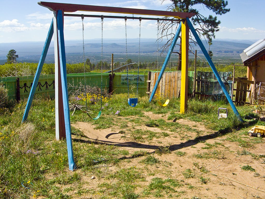 lama foundation swing set